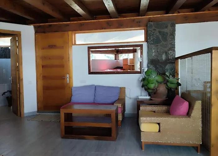 360 View To Ocean And Cliffs * Famara