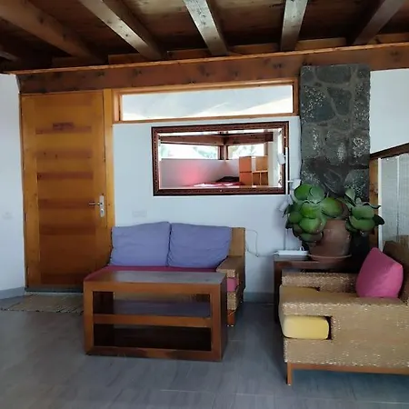 360 View To Ocean And Cliffs * Famara