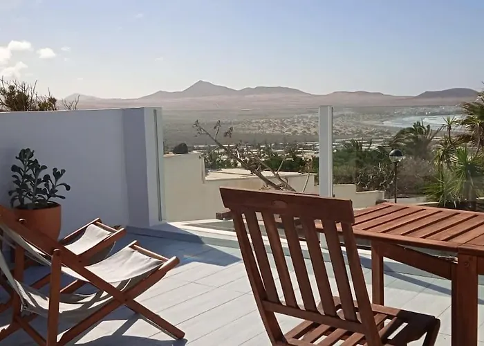 360 View To Ocean And Cliffs * Famara