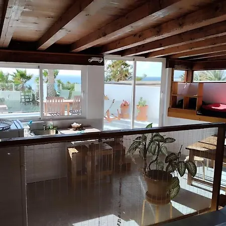 360 View To Ocean And Cliffs *